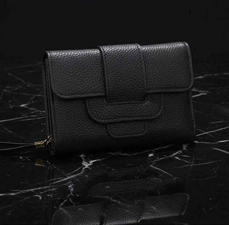 Fashionable Ladies Wallet with Lychee Pattern Design
