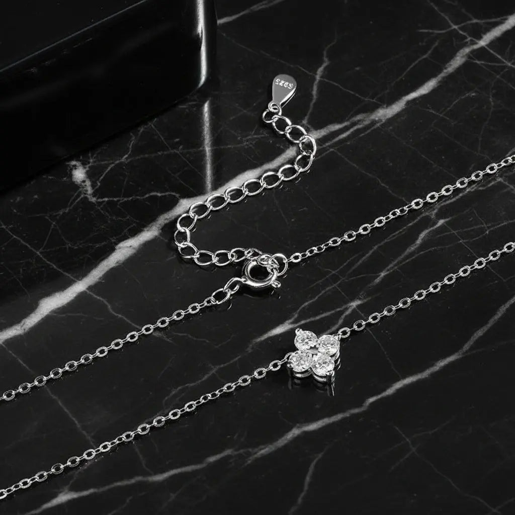 VVS1 D Flower Moissanite Pendant Necklace for Women SORI STYLE